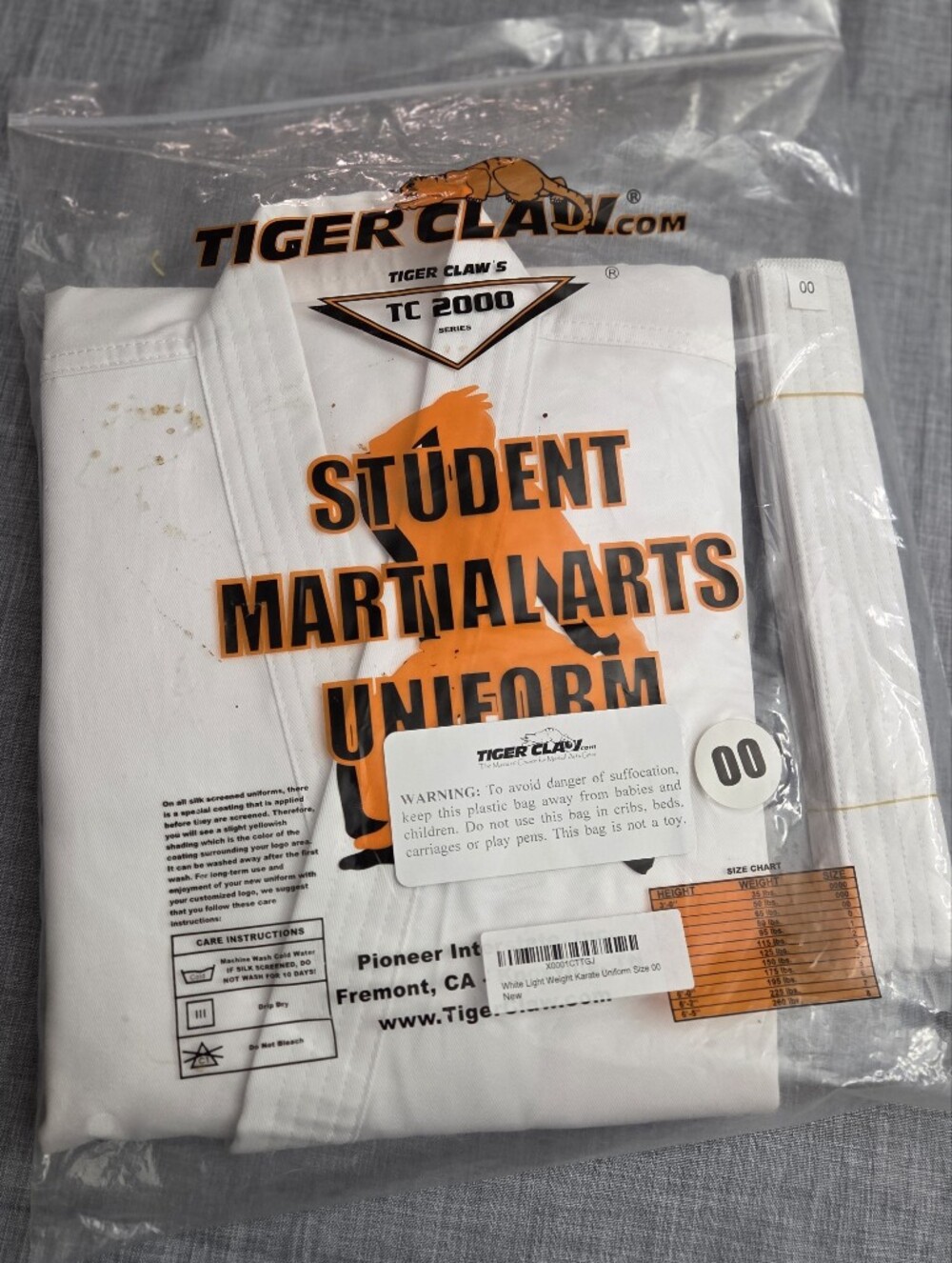 Tiger Claws Student Martial Arts Uniform White Size 00 65 Lbs NWT Karate